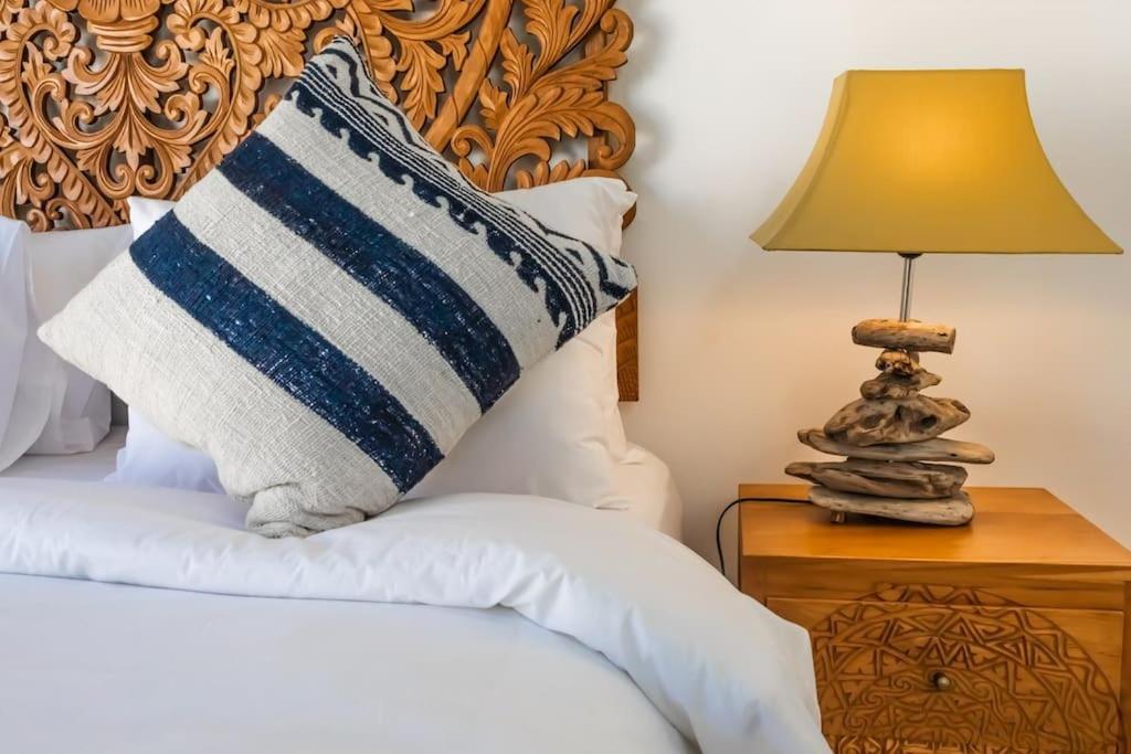 Villa Hakem Elegant And Modern 4 Bedrooms Villa Pool View 캉구 외부 사진